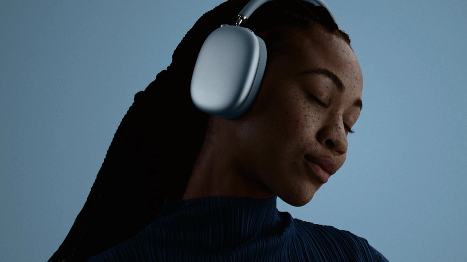 Apple AirPods Max 2 premium over-ear headphones with H2 chip and improved noise cancellation