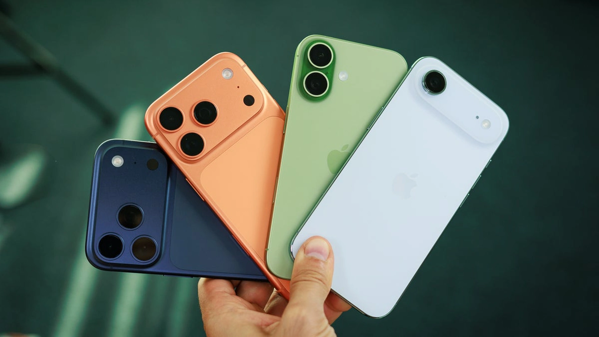 Apple iPhone 18 Pro showcasing advanced design, A20 Pro chip performance, improved camera system, and next generation efficiency features in 2026