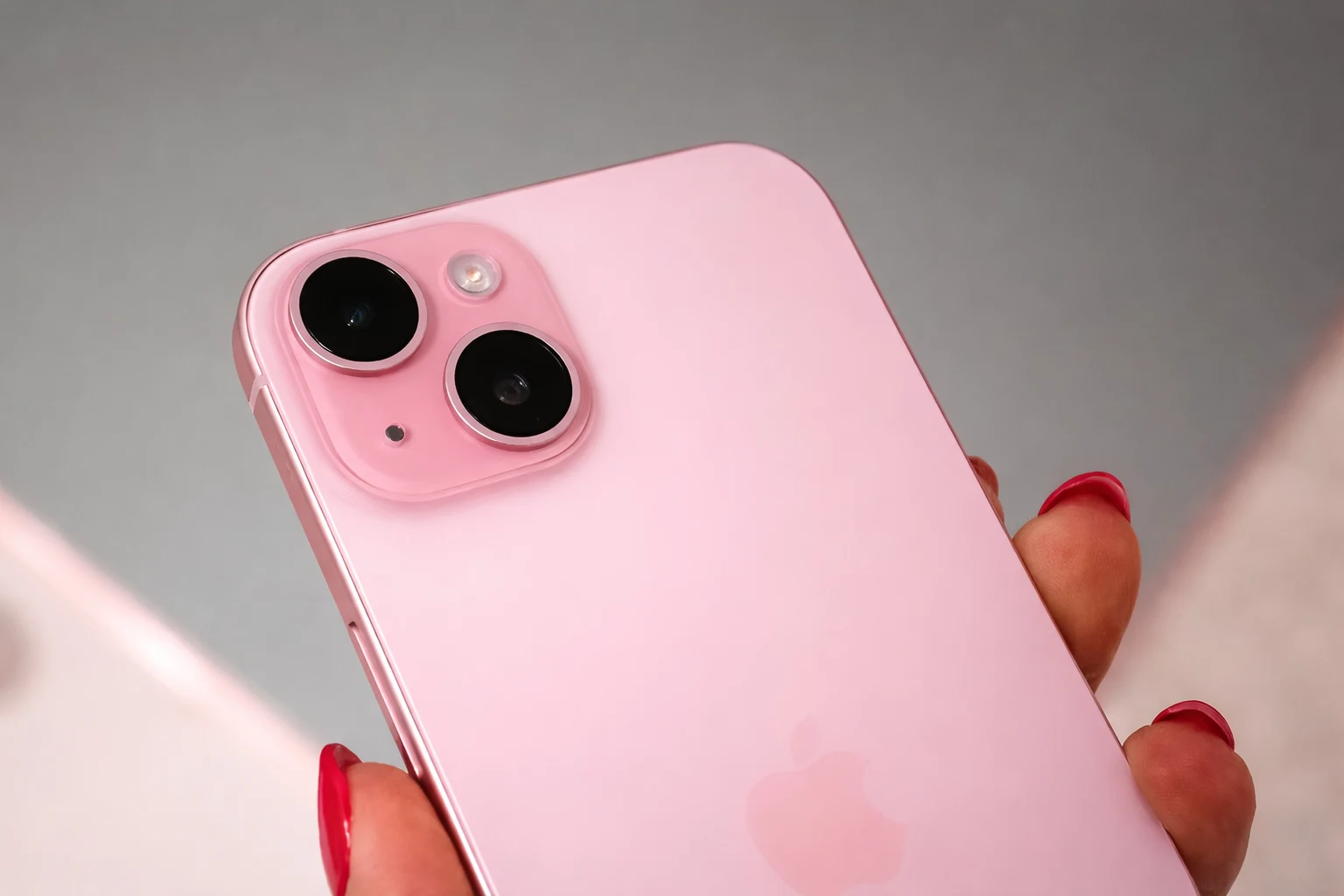 Apple iPhone rear design symbolizing reports of a delayed iPhone 18 base model and a possible split iPhone release cycle starting in 2026