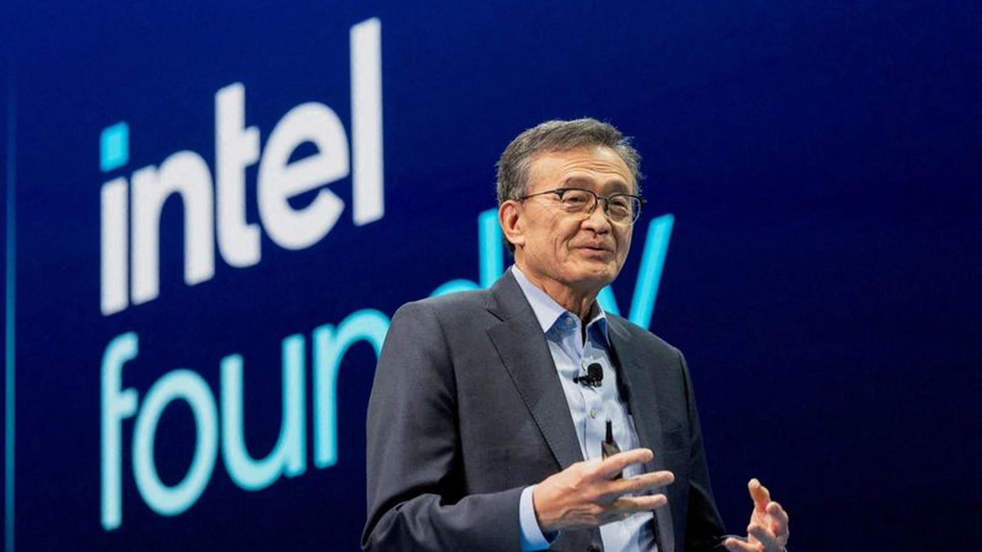 Intel shares surge after CEO Lip-Bu Tan meets President Donald Trump at the White House, signaling rising federal backing for US chip manufacturing.