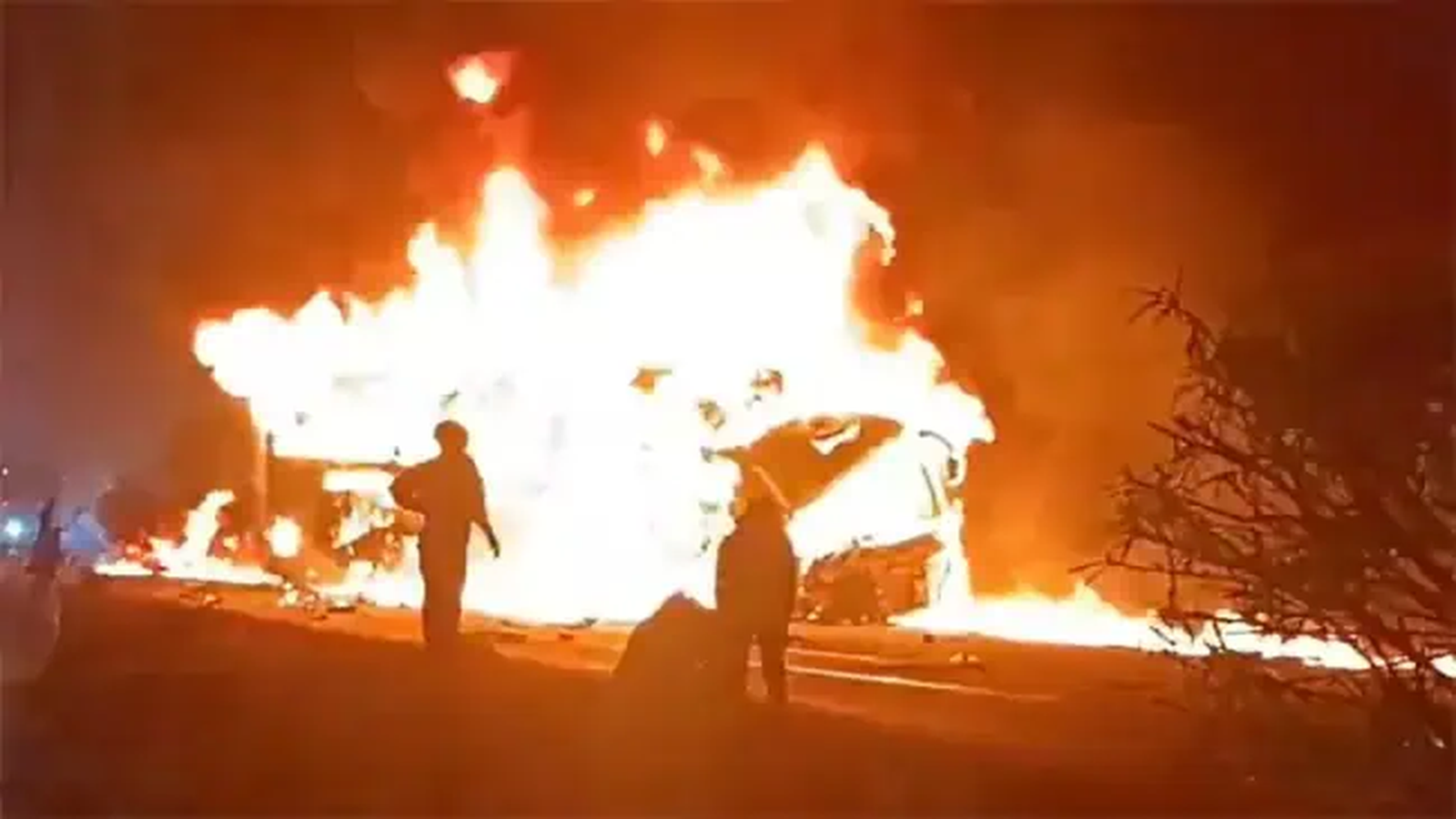 Karnataka Bus Fire on NH 48 Claims Five Lives as Minister Points to Impact Near Fuel Tank