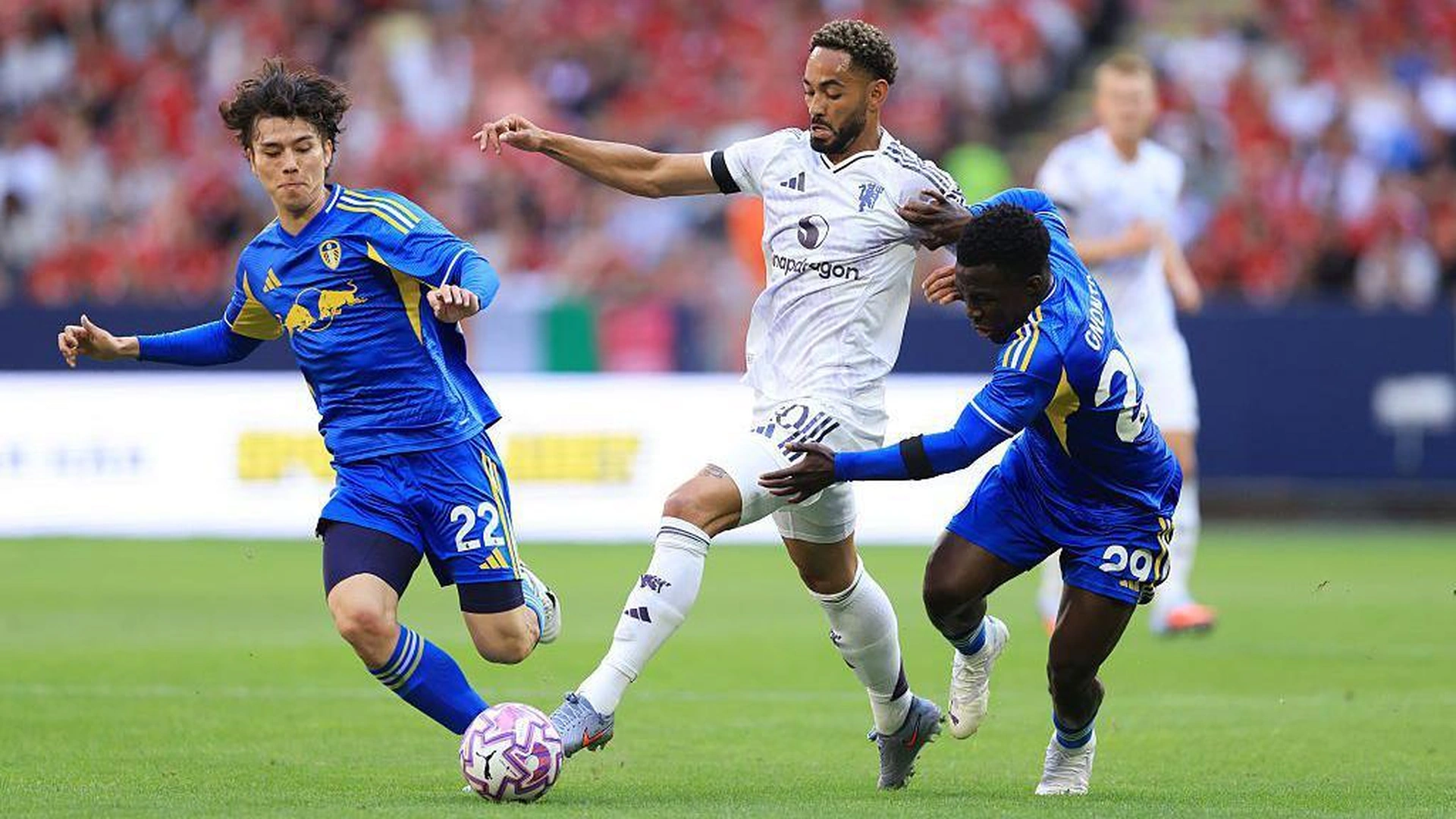 Leeds Host United as Amorim Seeks Top Four Push