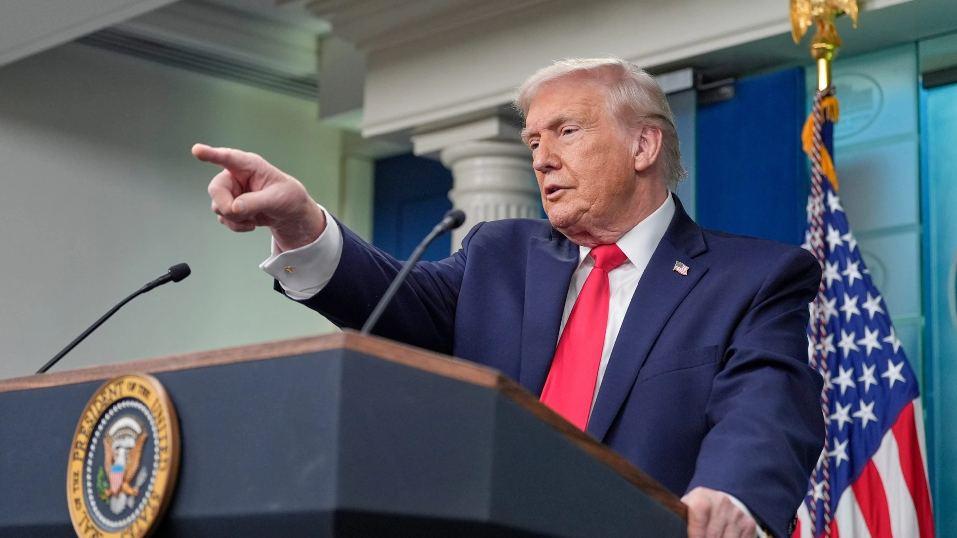 US President Donald Trump warns of additional strikes on Iran’s Kharg Island as tensions escalate in the Gulf conflict